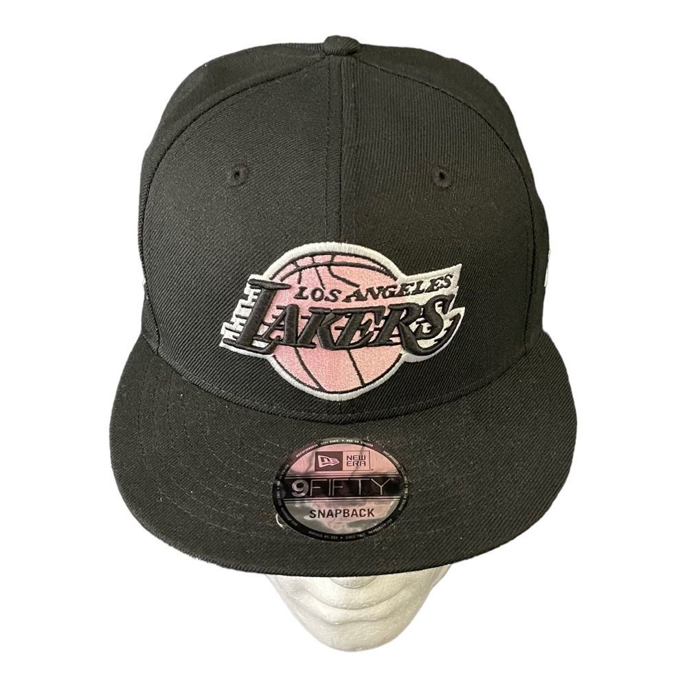 New Era 59Fifty Los Angeles Lakers Paisley 17x NBA Champions Pink UV Snapback